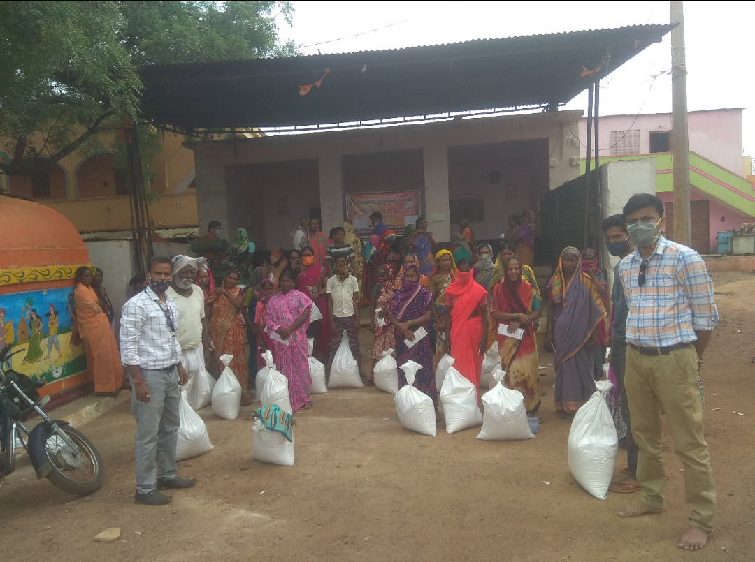 https://1ngo.sgp1.digitaloceanspaces.com/media/basava/1NGO-0529-Basava Educational & charitable Trust-Activities-Grocery kits distribution.png